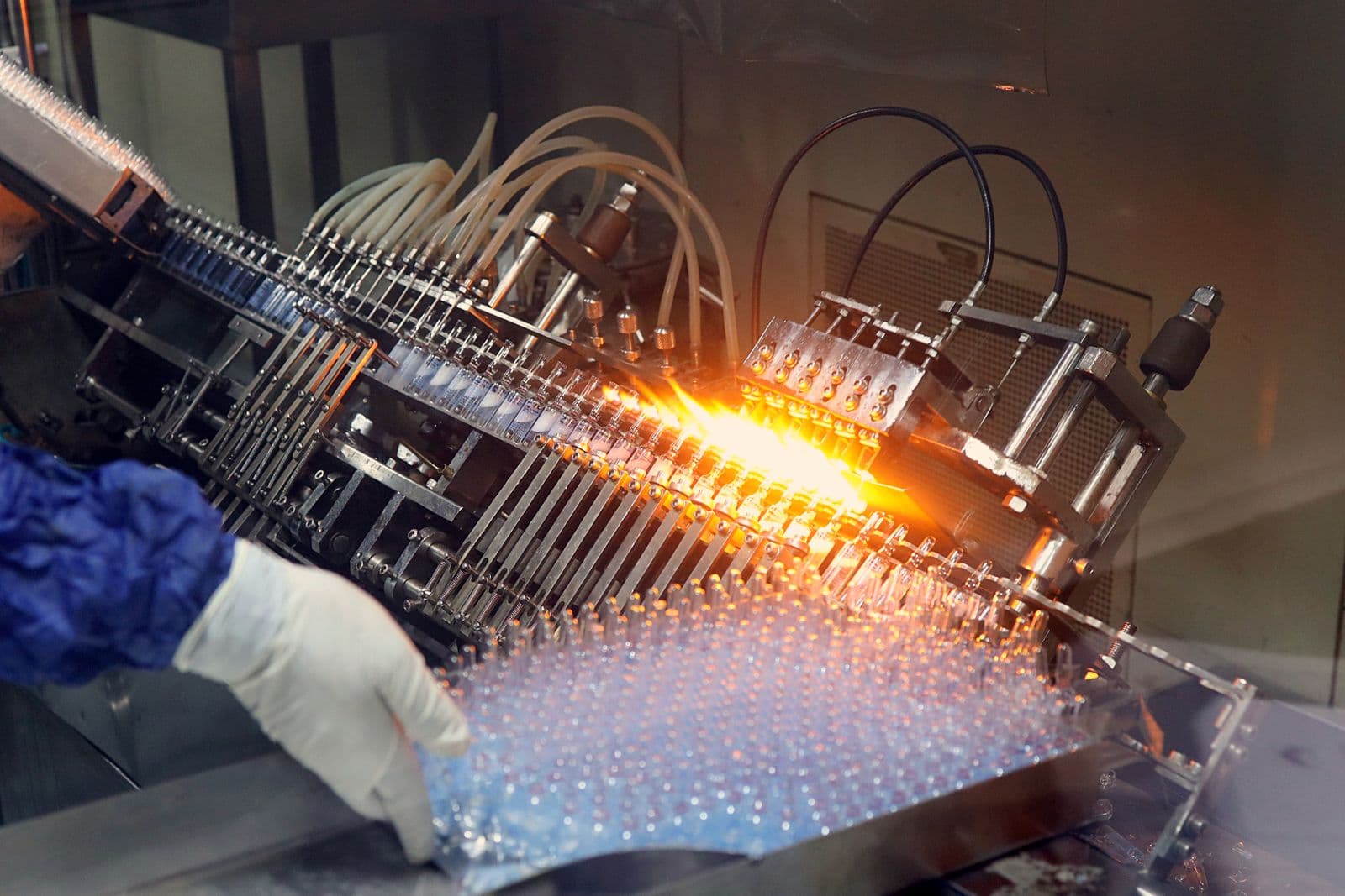 Ampoule filling and sealing machinery on a pharmaceutical production line